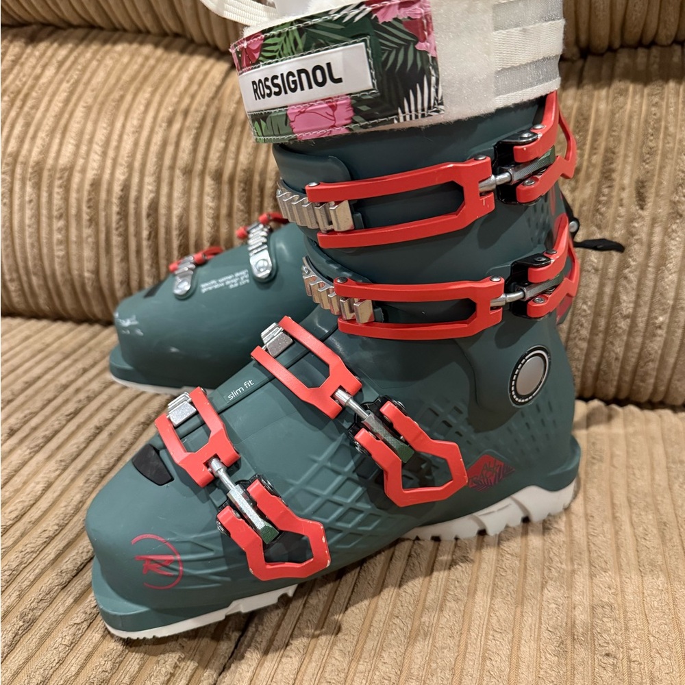 Women Rossignol Ski Boots